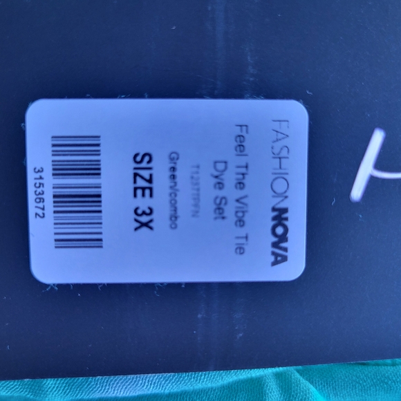 BNWT 2 piece set - Picture 4 of 4